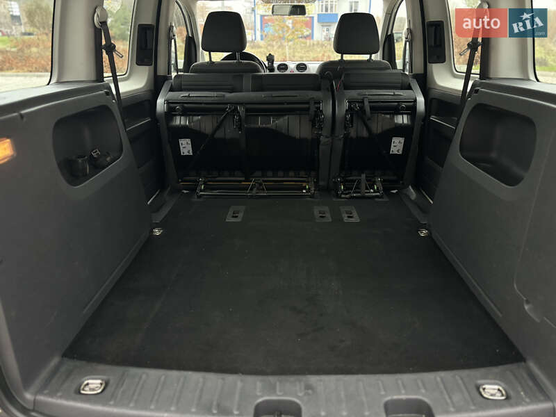 Минивэн Volkswagen Caddy 2014 в Хмельницком