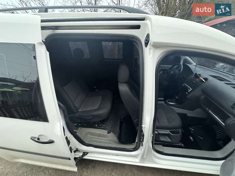 Минивэн Volkswagen Caddy 2008 в Звягеле фото 14 Минивэн Volkswagen Caddy 2008 в Звягеле