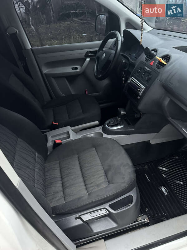 Минивэн Volkswagen Caddy 2008 в Звягеле фото 26 Минивэн Volkswagen Caddy 2008 в Звягеле