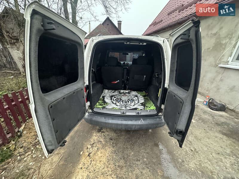 Минивэн Volkswagen Caddy 2008 в Звягеле фото 29 Минивэн Volkswagen Caddy 2008 в Звягеле