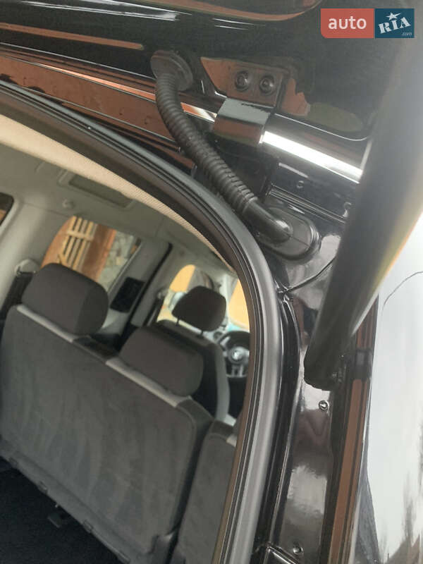 Мінівен Volkswagen Caddy 2013 в Івано-Франківську