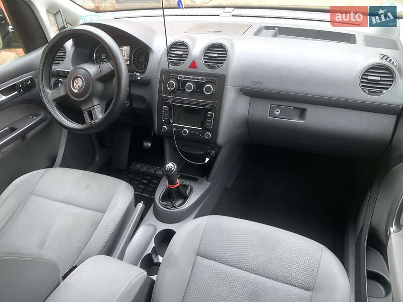 Мінівен Volkswagen Caddy 2013 в Івано-Франківську