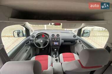 Минивэн Volkswagen Caddy 2010 в 