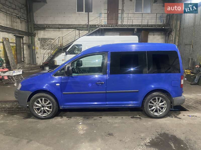 Вантажний фургон Volkswagen Caddy 2008 в Запоріжжі