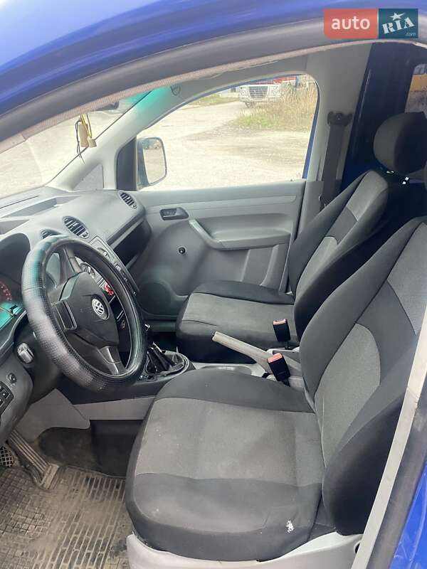 Вантажний фургон Volkswagen Caddy 2008 в Запоріжжі