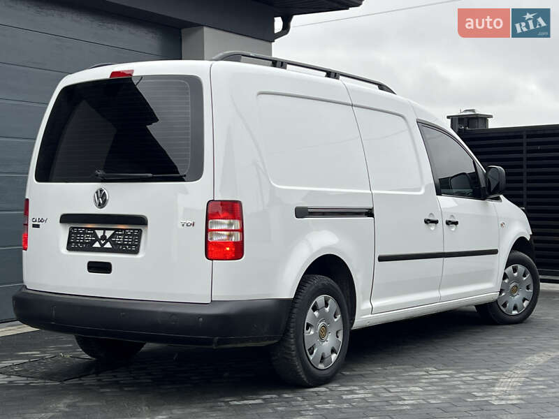Грузовой фургон Volkswagen Caddy 2014 в Ровно