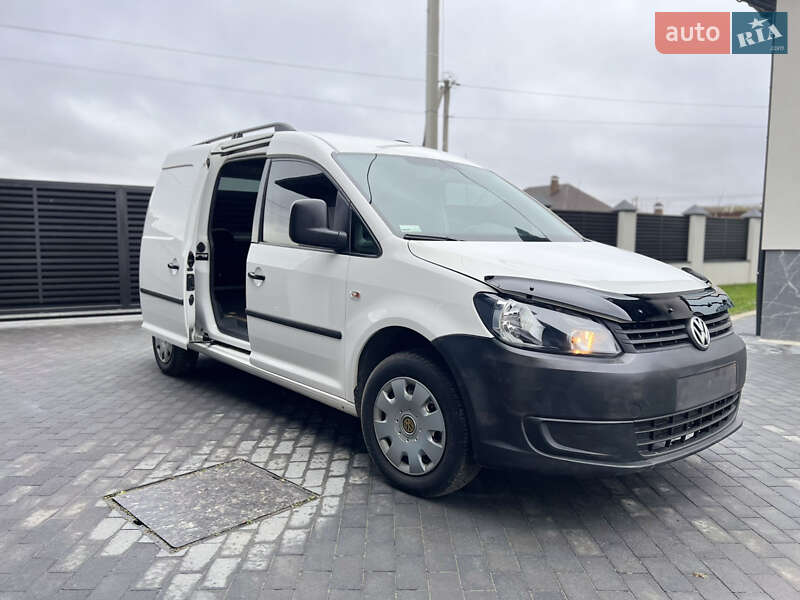 Грузовой фургон Volkswagen Caddy 2014 в Ровно