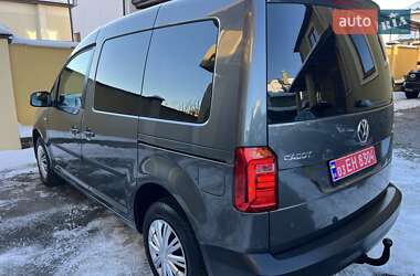 Минивэн Volkswagen Caddy 2016 в Львове