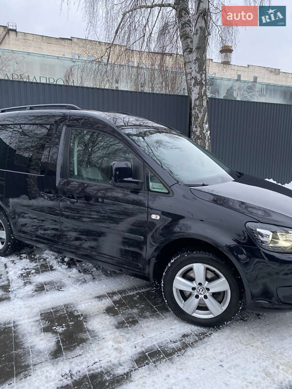 Минивэн Volkswagen Caddy 2013 в Полтаве