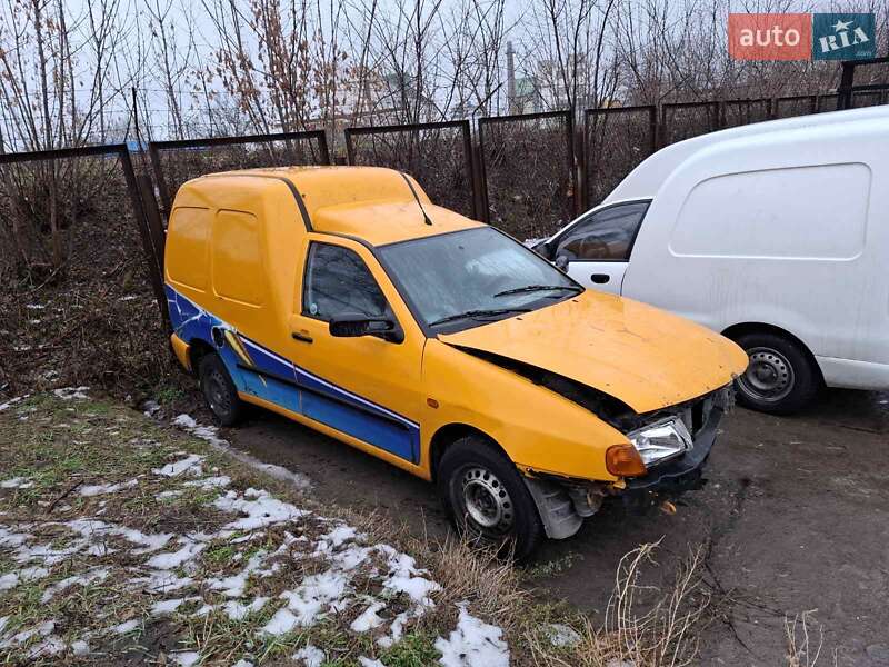 Вантажний фургон Volkswagen Caddy 1999 в Білій Церкві