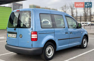 Мінівен Volkswagen Caddy 2012 в Києві