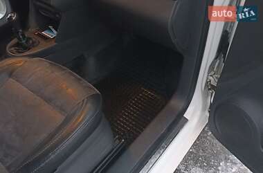 Мінівен Volkswagen Caddy 2013 в 
