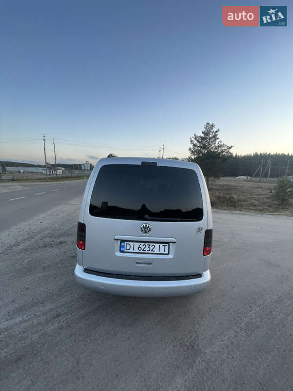 Минивэн Volkswagen Caddy 2012 в Сарнах