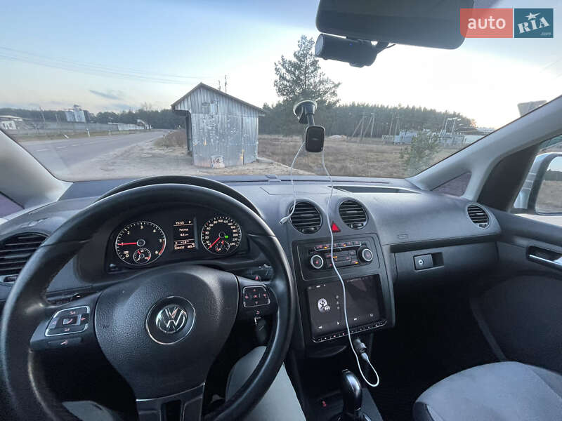 Минивэн Volkswagen Caddy 2012 в Сарнах