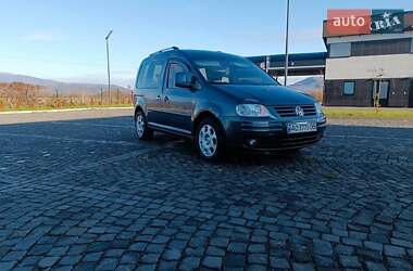 Мінівен Volkswagen Caddy 2005 в Іршаві