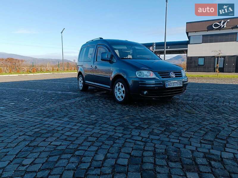 Мінівен Volkswagen Caddy 2005 в Іршаві