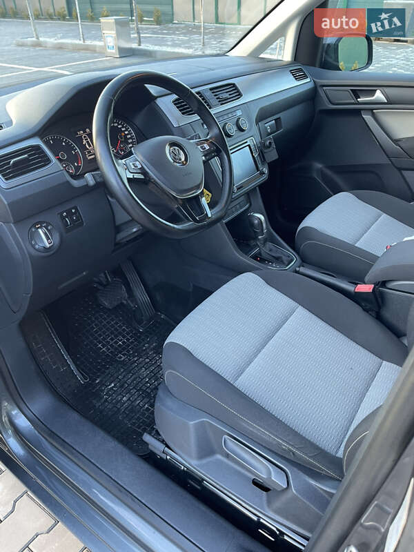 Минивэн Volkswagen Caddy 2015 в Виноградове