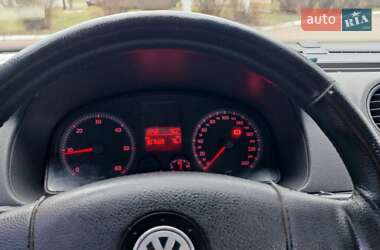Минивэн Volkswagen Caddy 2009 в 
