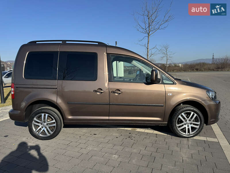 Мінівен Volkswagen Caddy 2012 в Мукачевому