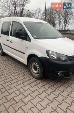 Вантажний фургон Volkswagen Caddy 2014 в Миргороді