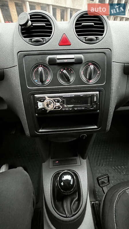 Минивэн Volkswagen Caddy 2006 в Тернополе