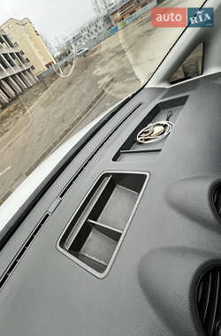 Минивэн Volkswagen Caddy 2006 в 