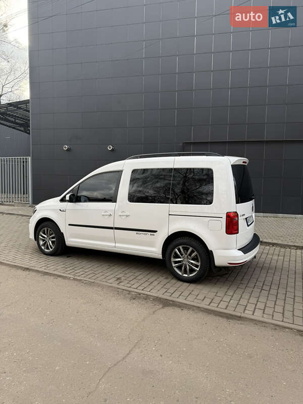 Мінівен Volkswagen Caddy 2016 в Слов'янську