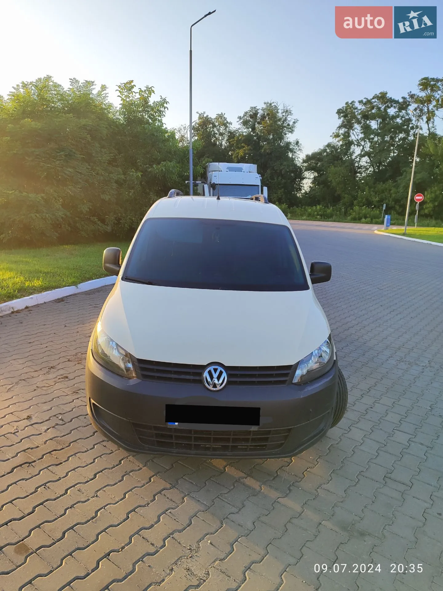 2014 Volkswagen Caddy - фото 1