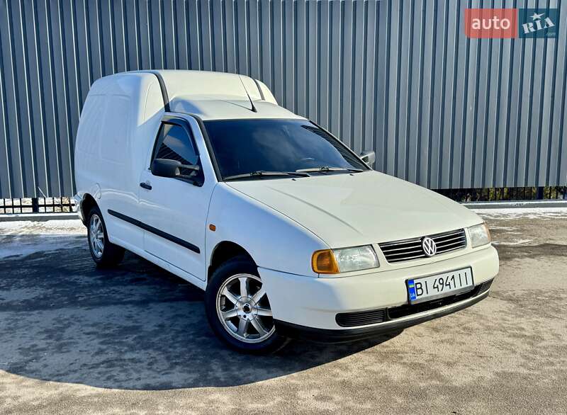 Грузопассажирский фургон Volkswagen Caddy 2002 в Полтаве