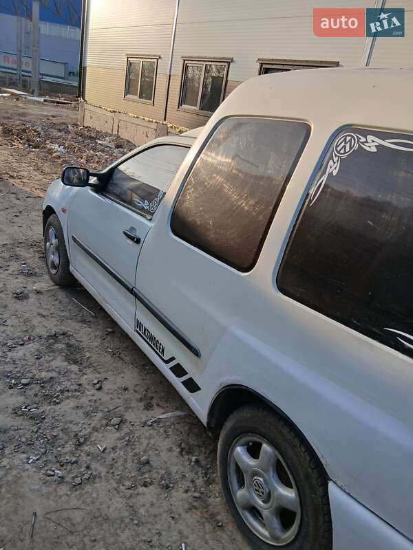 Минивэн Volkswagen Caddy 1997 в Святопетровское