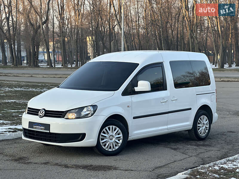 Минивэн Volkswagen Caddy 2014 в Днепре