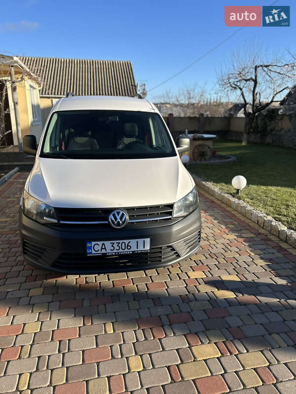 Мінівен Volkswagen Caddy 2015 в Умані