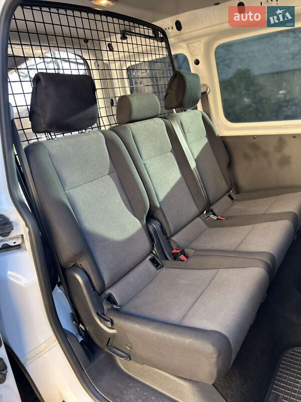 Мінівен Volkswagen Caddy 2015 в Умані