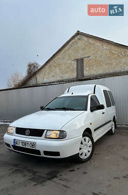 Вантажний фургон Volkswagen Caddy 2003 в Києві