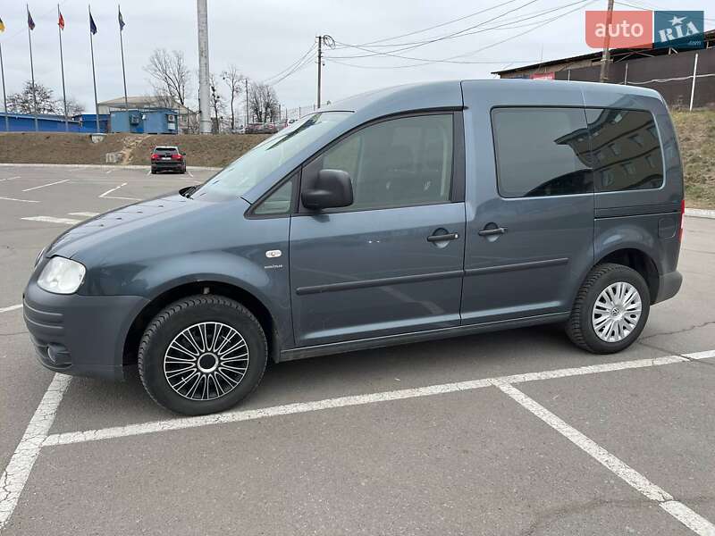 Минивэн Volkswagen Caddy 2009 в Виннице