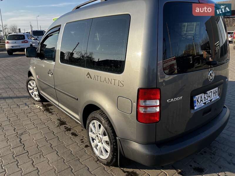 Volkswagen Caddy 2011