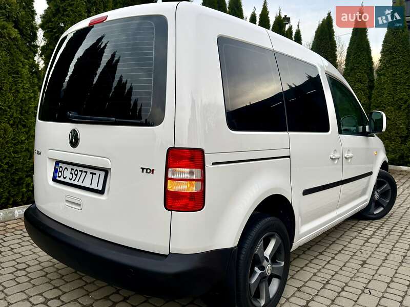 Минивэн Volkswagen Caddy 2015 в Трускавце