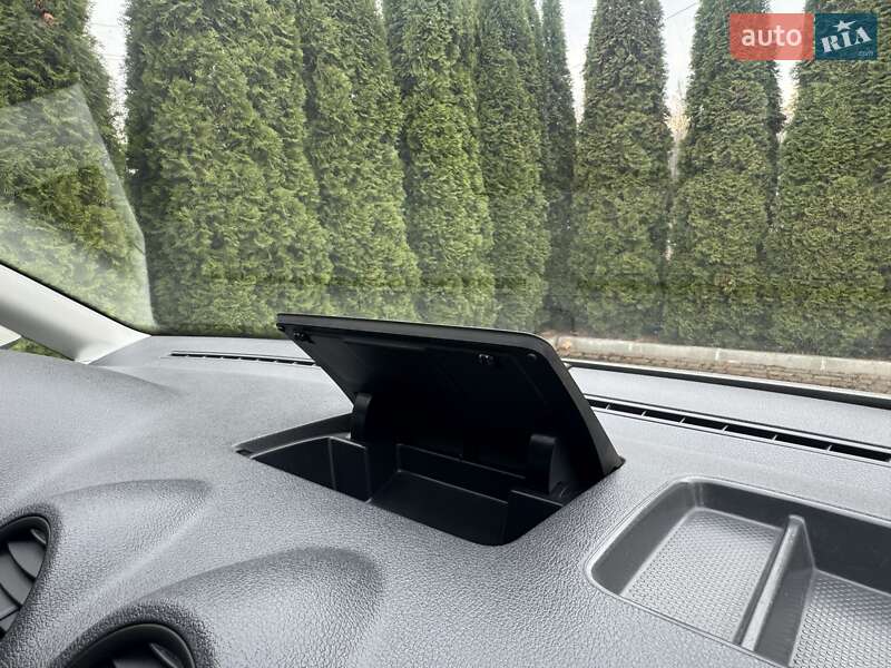 Минивэн Volkswagen Caddy 2015 в Трускавце