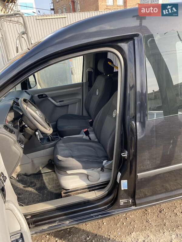 Минивэн Volkswagen Caddy 2006 в Киеве