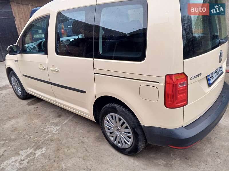 Мінівен Volkswagen Caddy 2016 в Луцьку