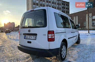 Минивэн Volkswagen Caddy 2011 в 