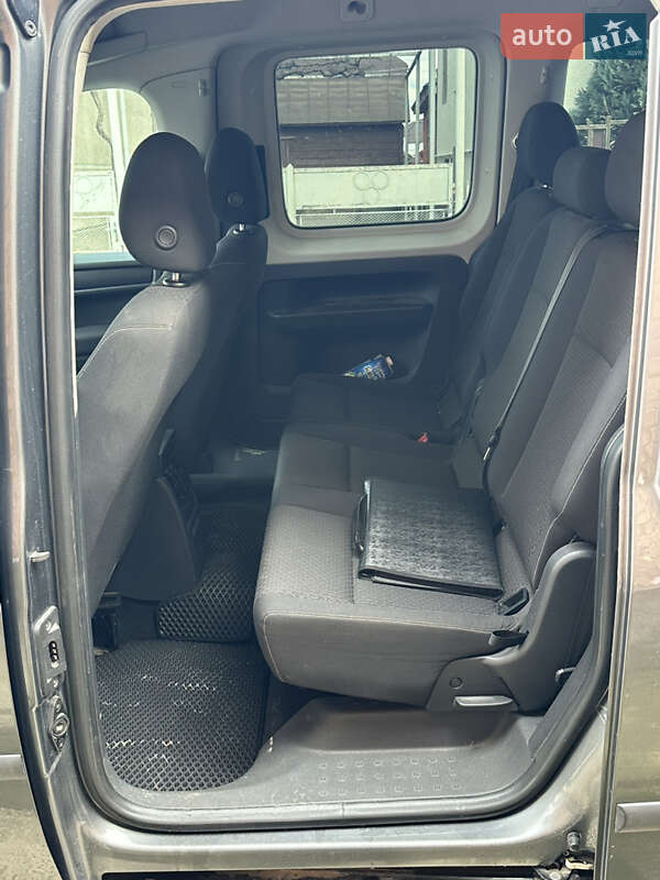 Минивэн Volkswagen Caddy 2015 в Заречье