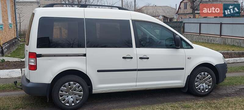 Минивэн Volkswagen Caddy 2008 в Городище