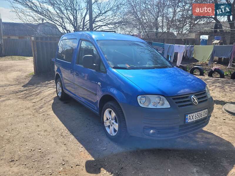 Минивэн Volkswagen Caddy 2005 в Новой Водолаге