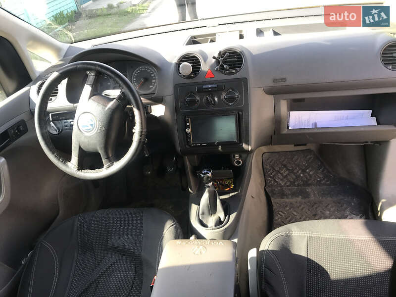 Минивэн Volkswagen Caddy 2005 в Чернигове