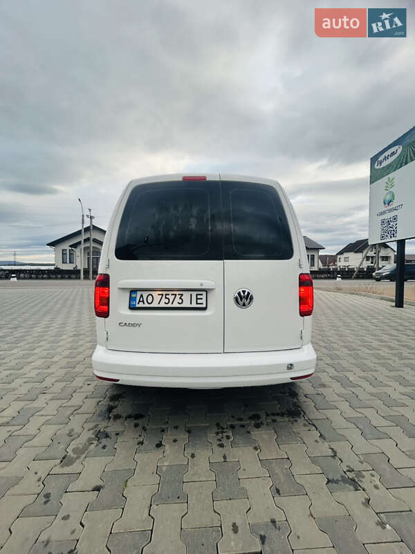 Мінівен Volkswagen Caddy 2016 в Іршаві