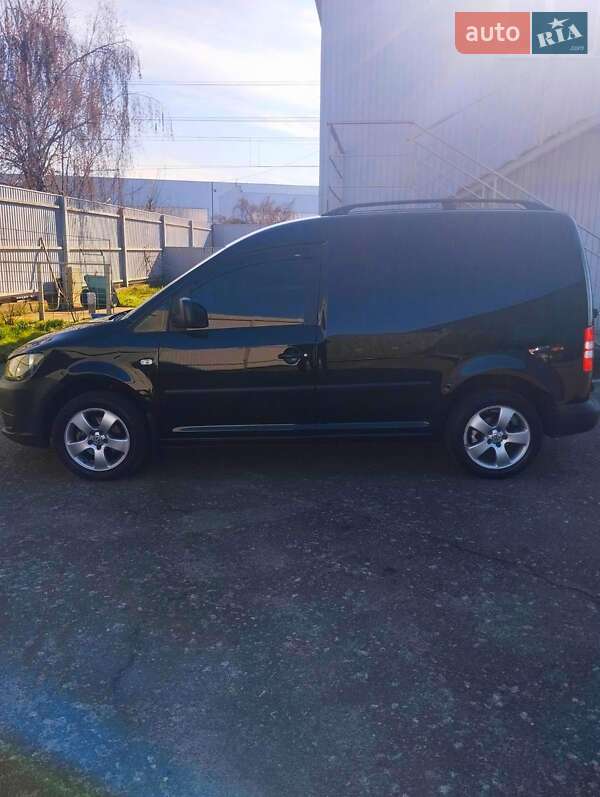 Грузовой фургон Volkswagen Caddy 2014 в Василькове