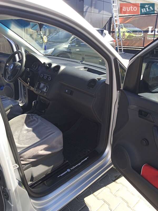 Мінівен Volkswagen Caddy 2014 в Тернополі
