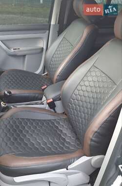 Мінівен Volkswagen Caddy 2005 в 