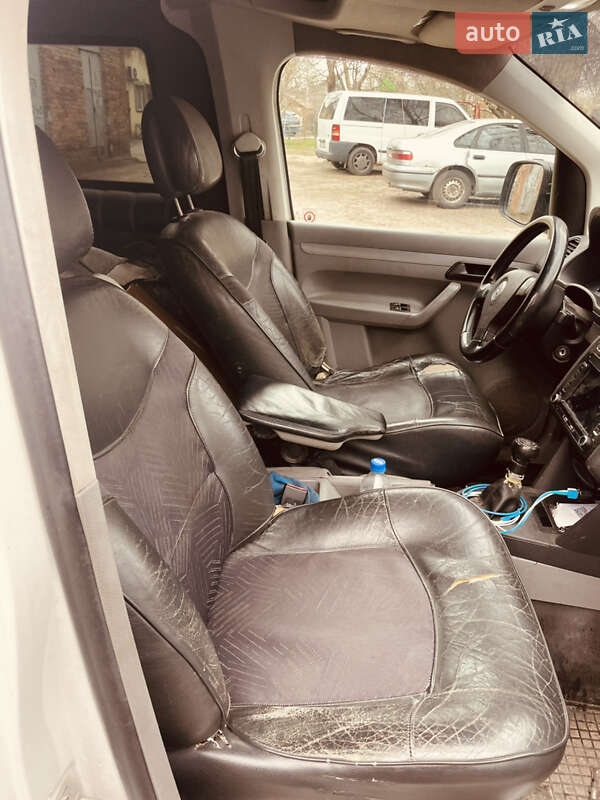 Минивэн Volkswagen Caddy 2006 в Шпитьках